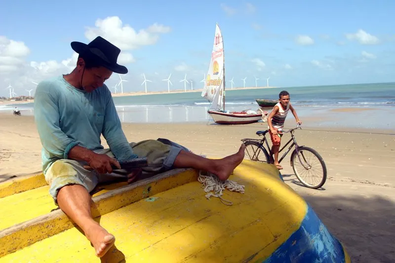 Everyday life on Icaraizinho beach